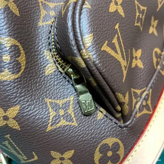Aaa replica ru LOUIS VUITTON BACKPACK 0627